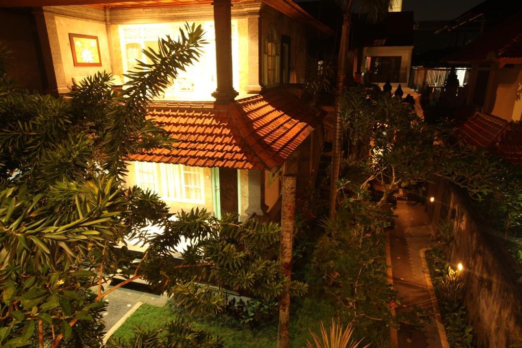 Nyoman Karsa Bungalow ウブド エクステリア 写真